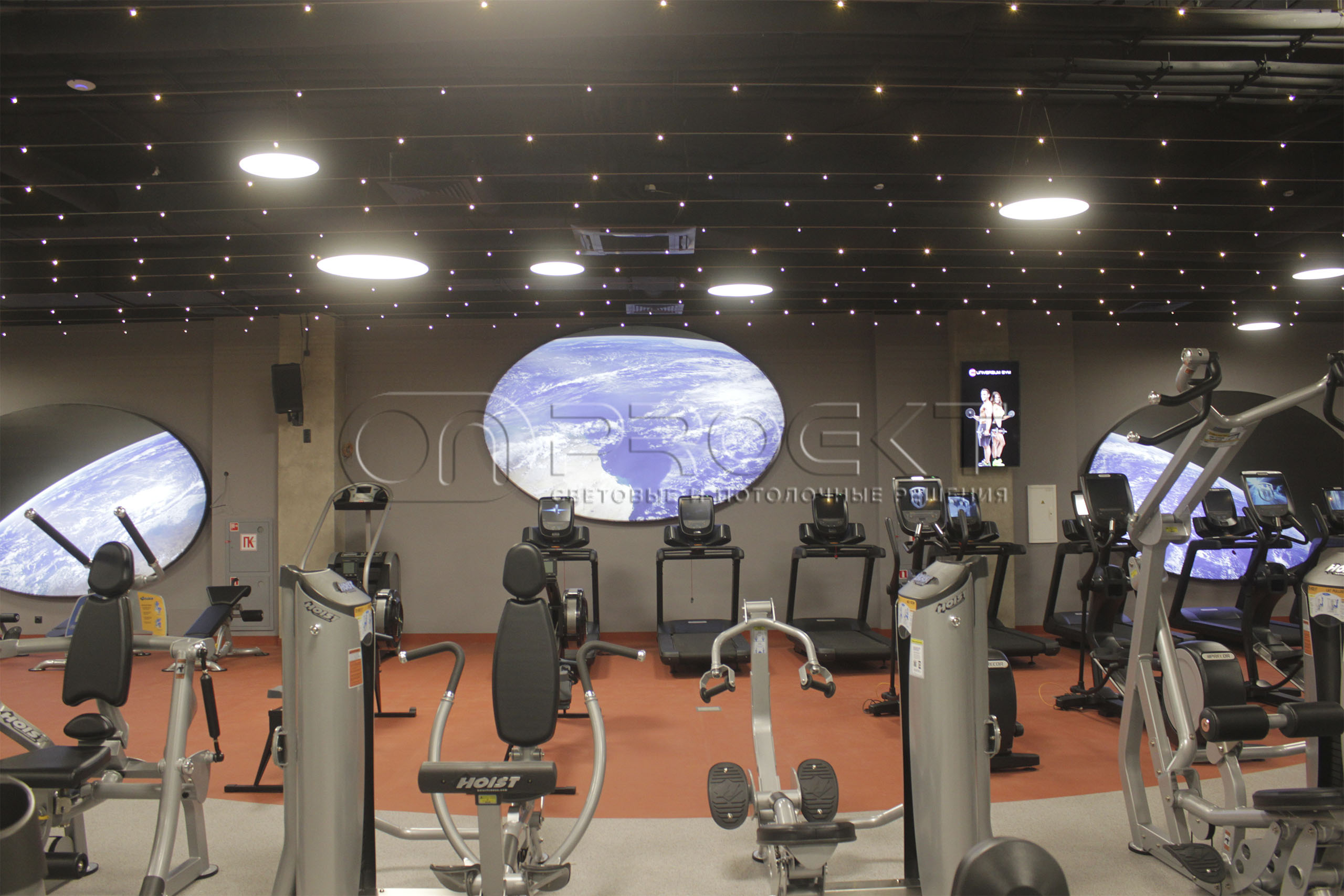 Световые панели в фитнес центре