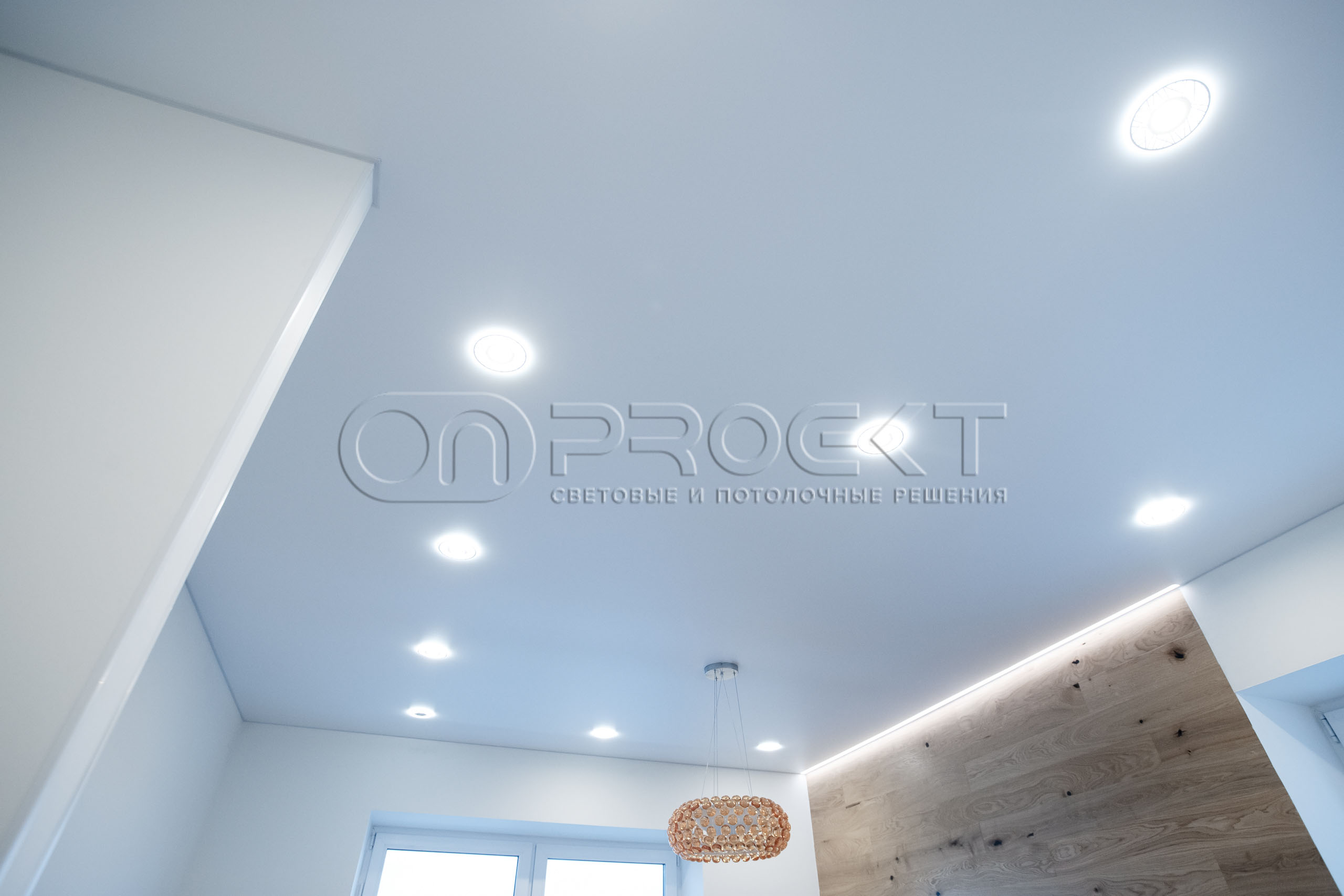 ПВХ потолки в трехкомнатной квартире