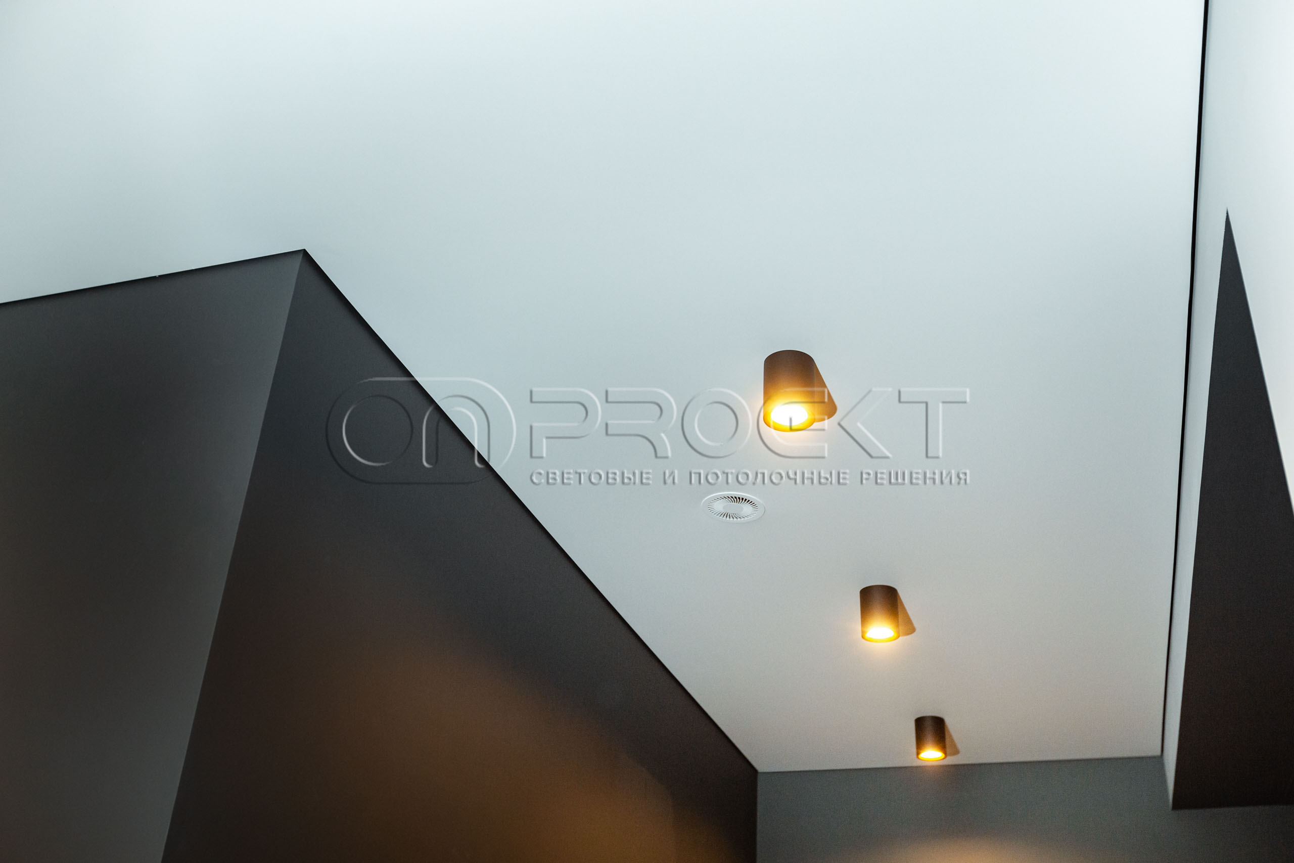 ПВХ потолки с теневым зазором