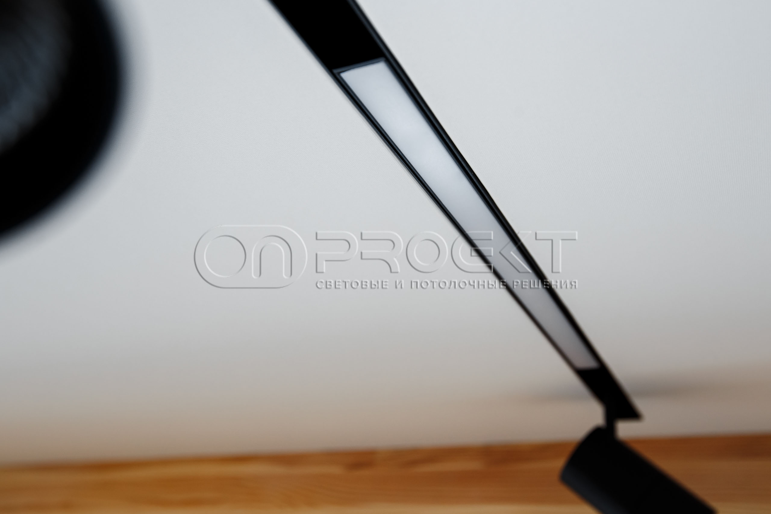 Тканевые потолки в загородном доме