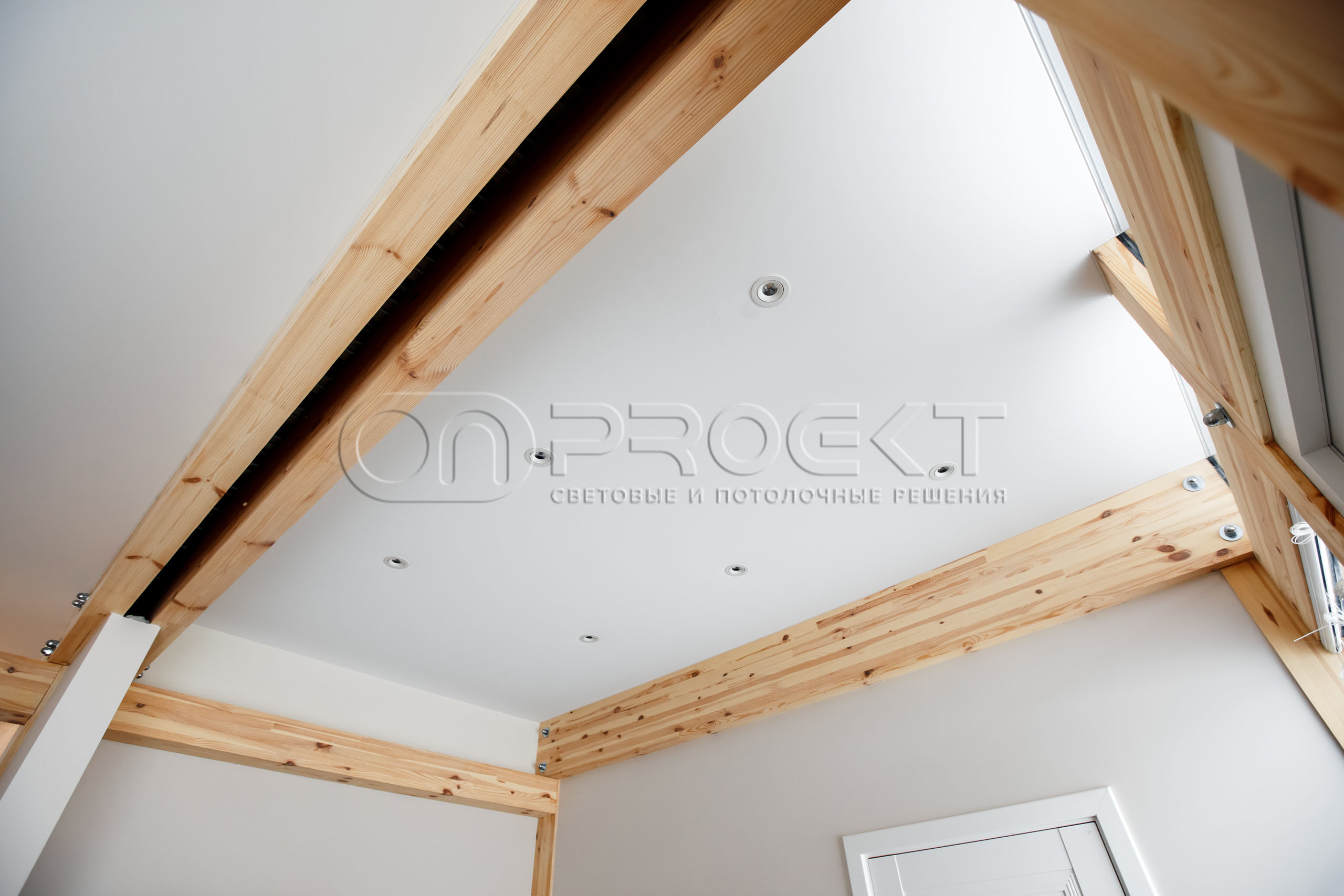 Тканевые потолки в загородном доме