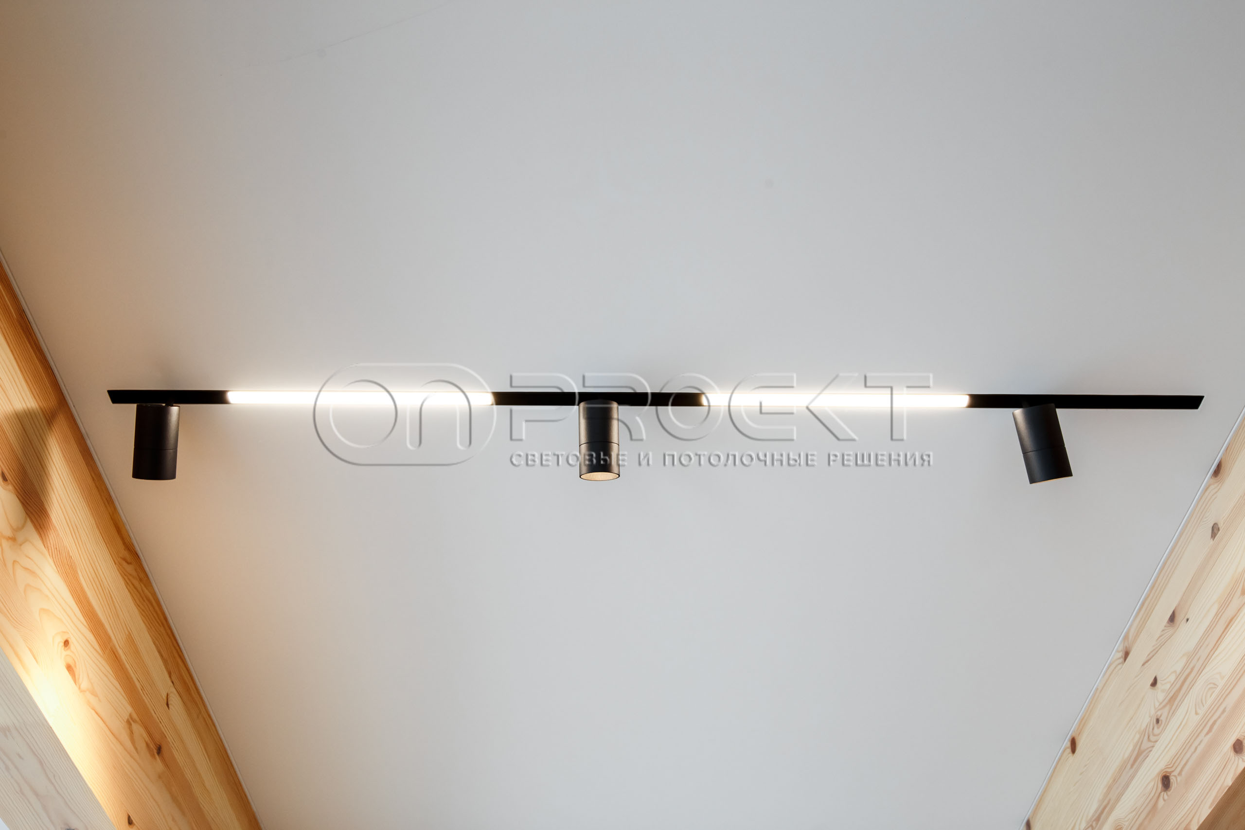 Тканевые потолки в загородном доме