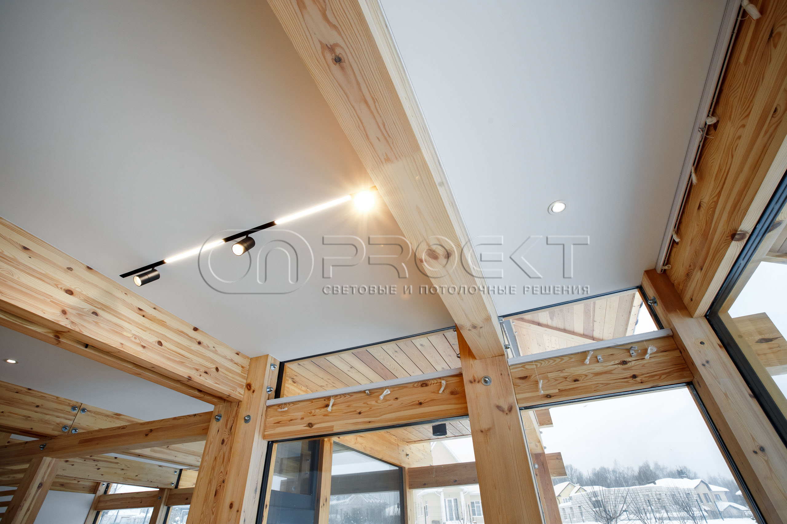 Тканевые потолки в загородном доме