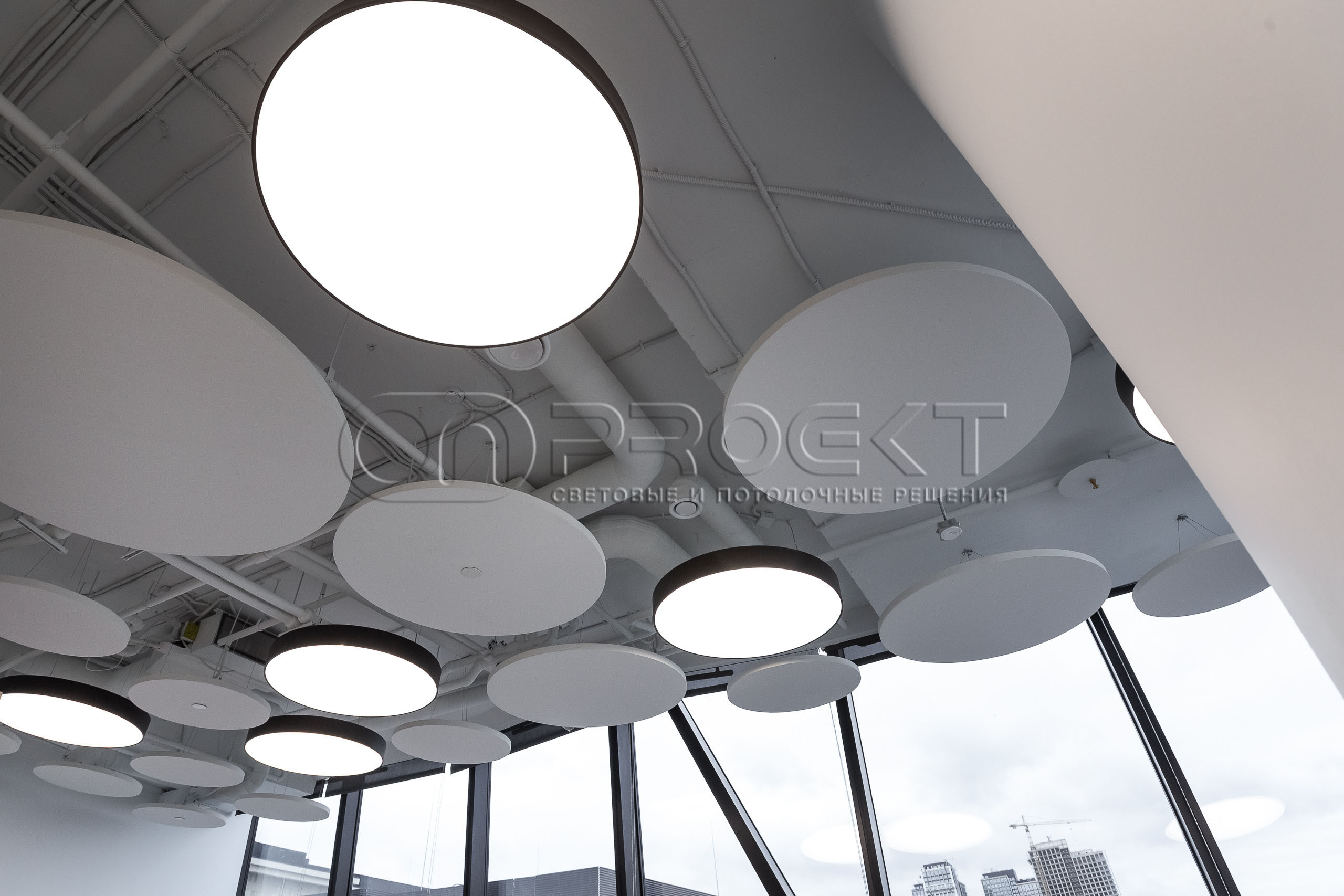 Тканевые световые потолки в офисе