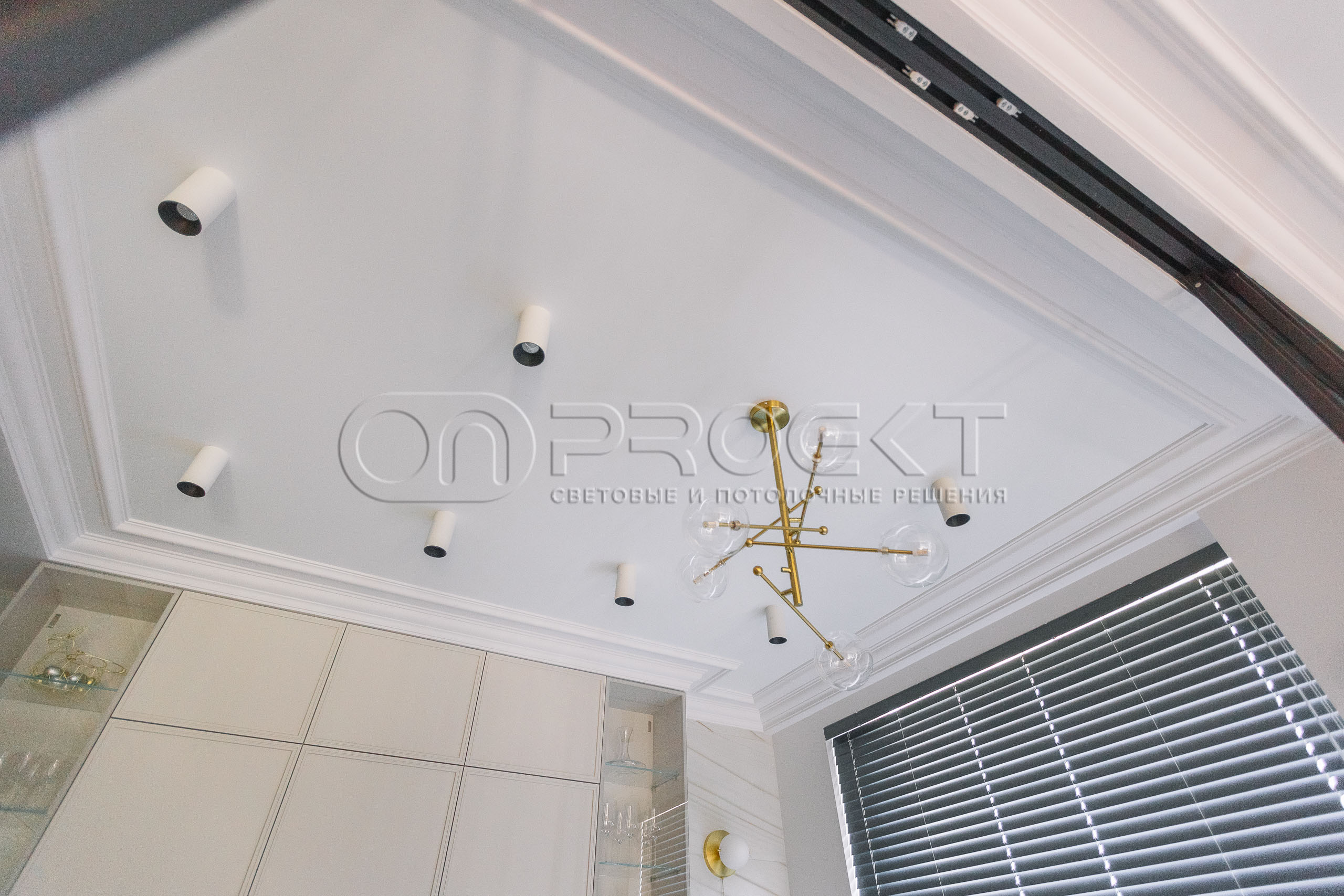 ПВХ потолки в двухкомнатной квартире