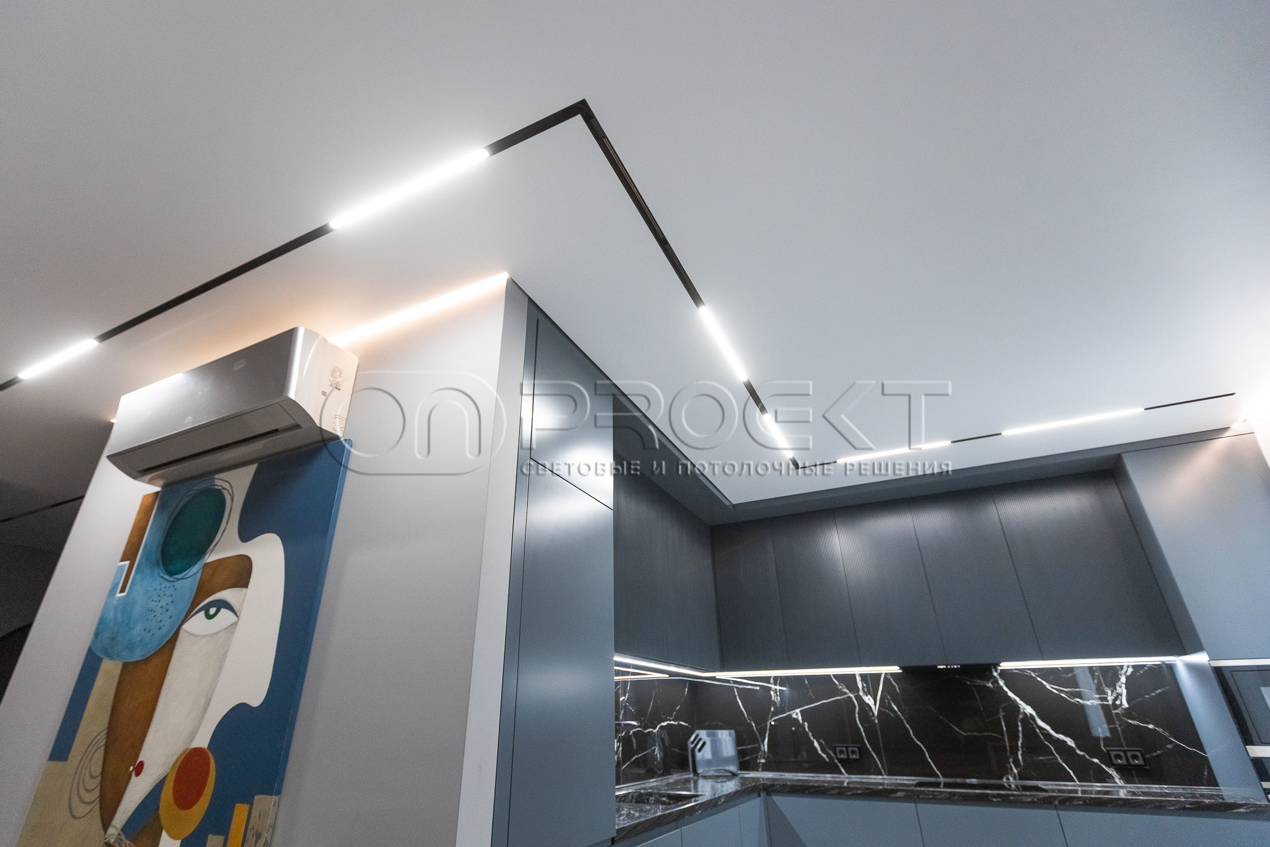 ПВХ потолки в трехкомнатной квартире