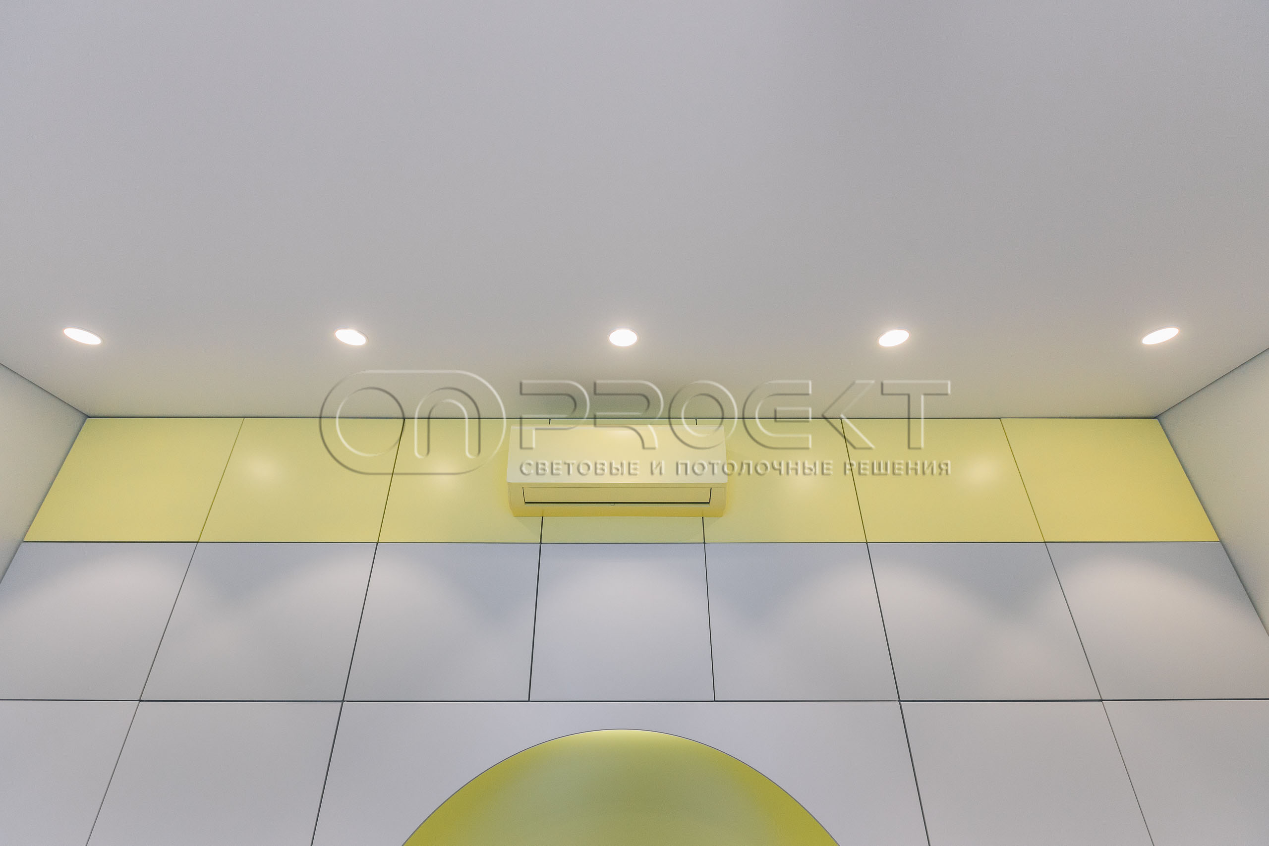 ПВХ потолки в четырехкомнатной квартире