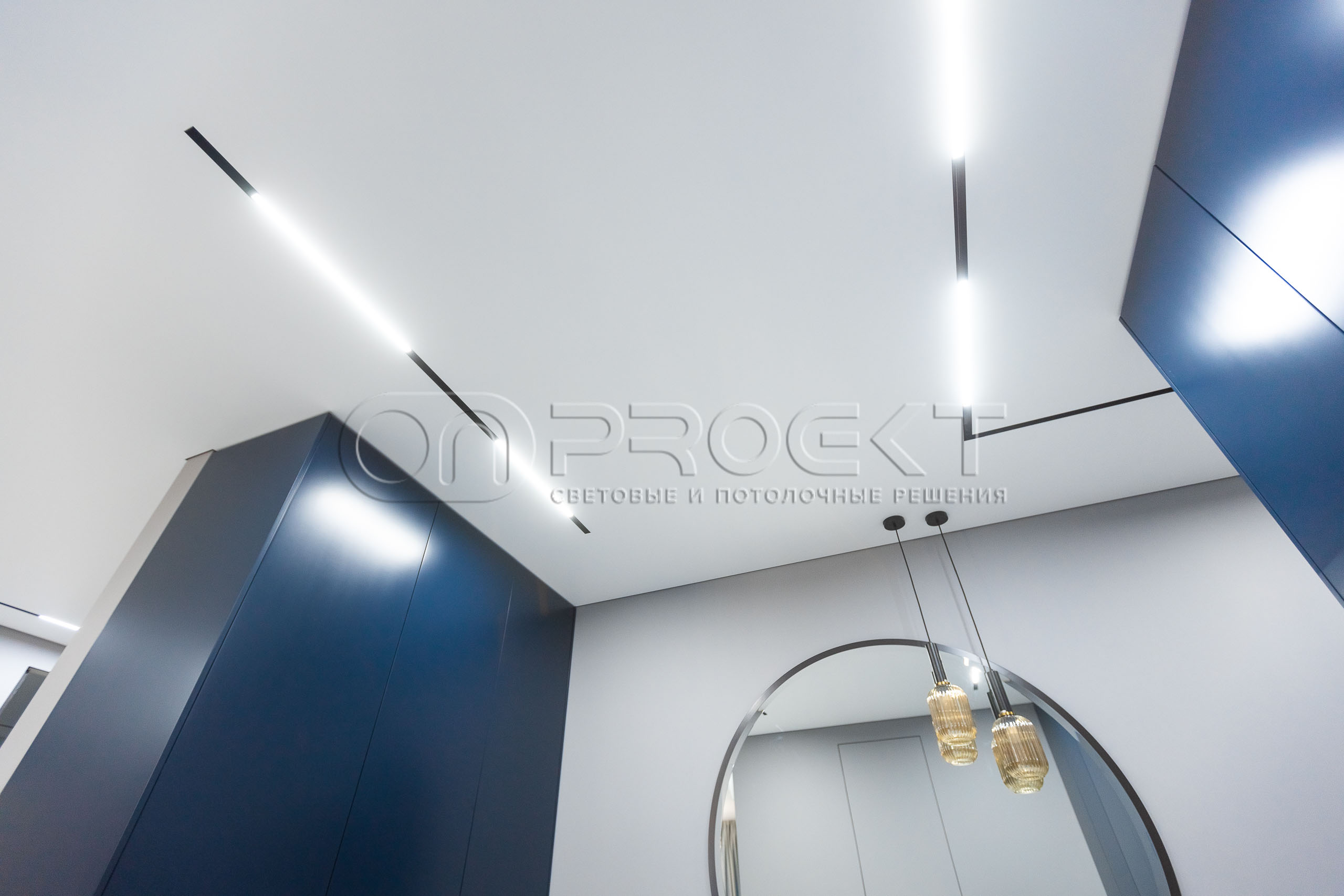 ПВХ потолки в трехкомнатной квартире