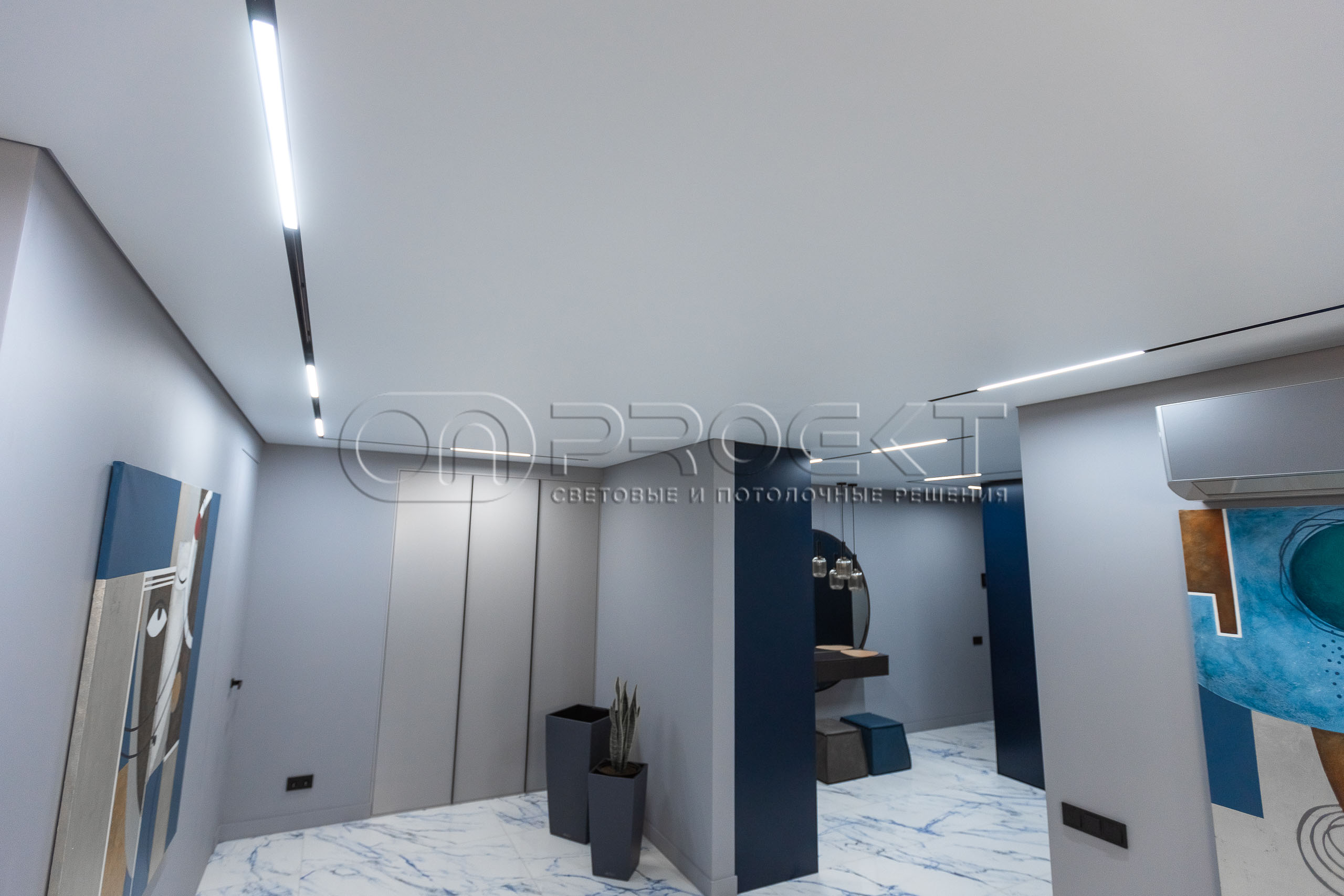 ПВХ потолки в трехкомнатной квартире