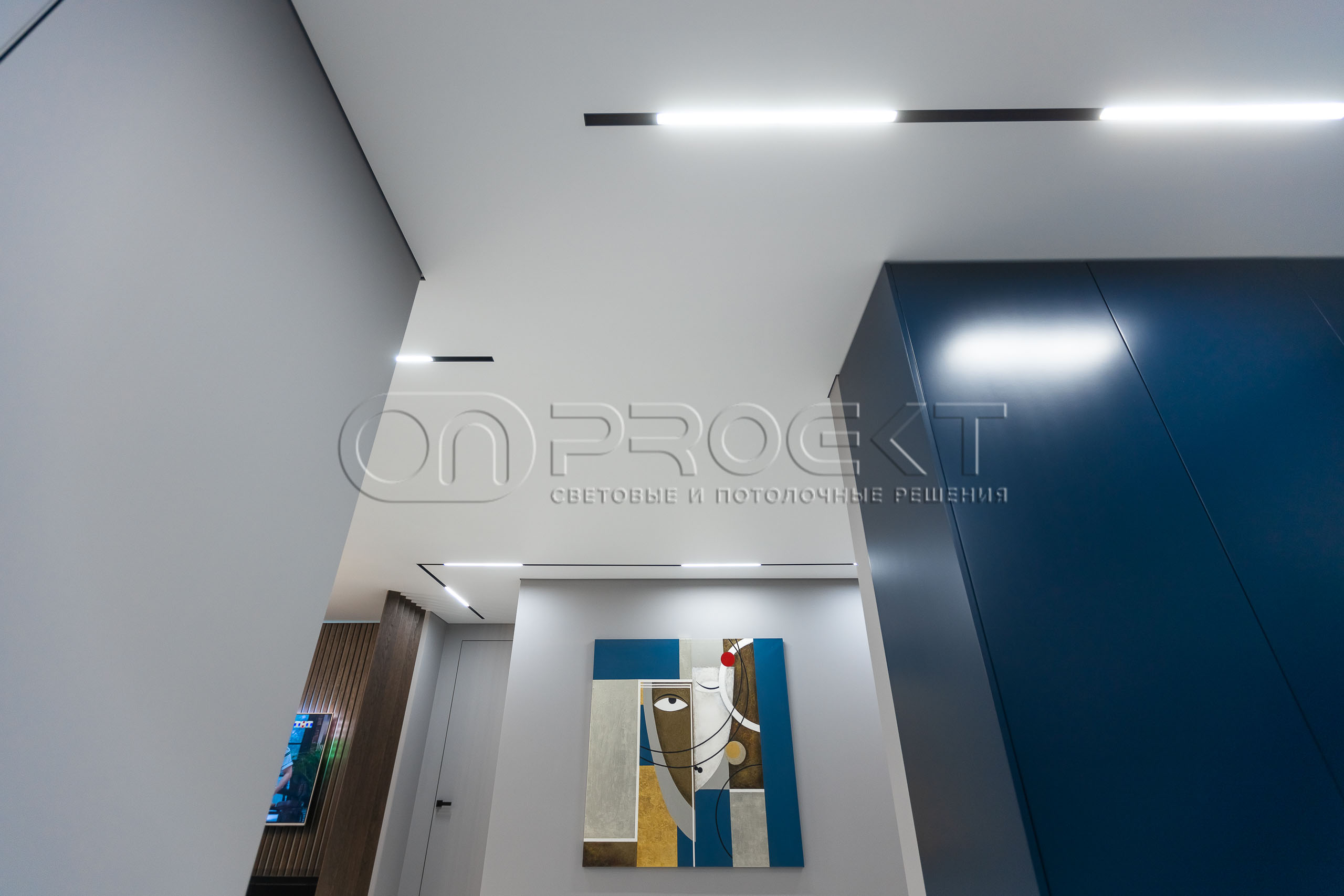 ПВХ потолки в трехкомнатной квартире